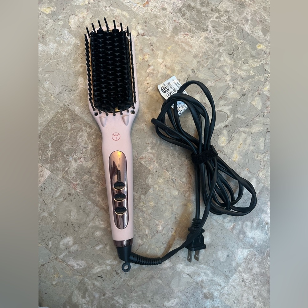 Lange Le Vite hairbrush straightener